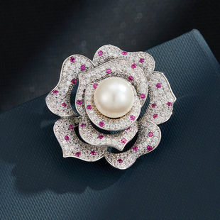 The elegant gift is a fine selection of light luxury, slightly studded with zirconium flower grey pearl brooch, a high-end and versatile clothing accessory, a pin and a brooch flower pic 3