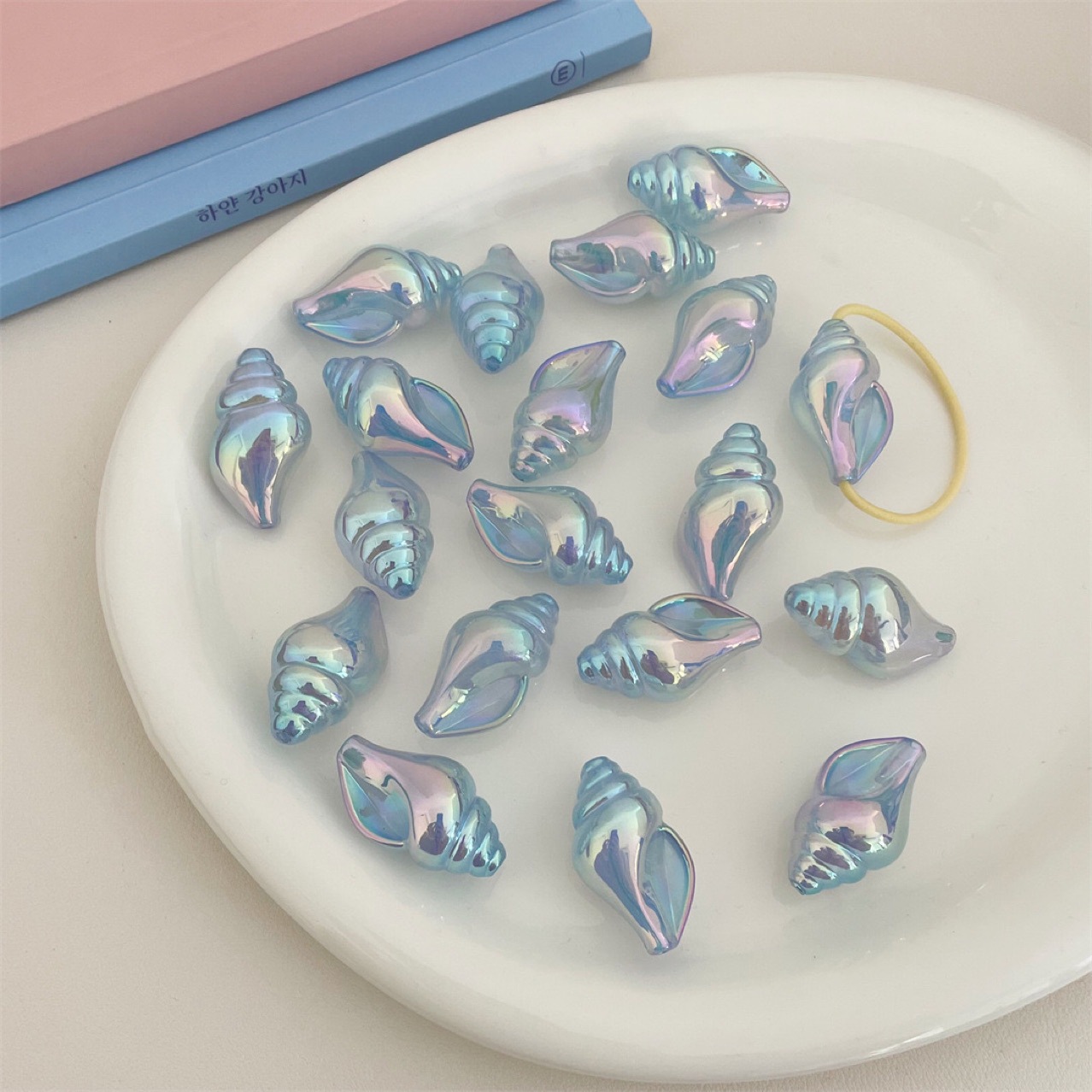 亚克力双色uv镀彩直孔海螺珠幻彩通孔海螺散珠DIY手机链串珠配件详情5