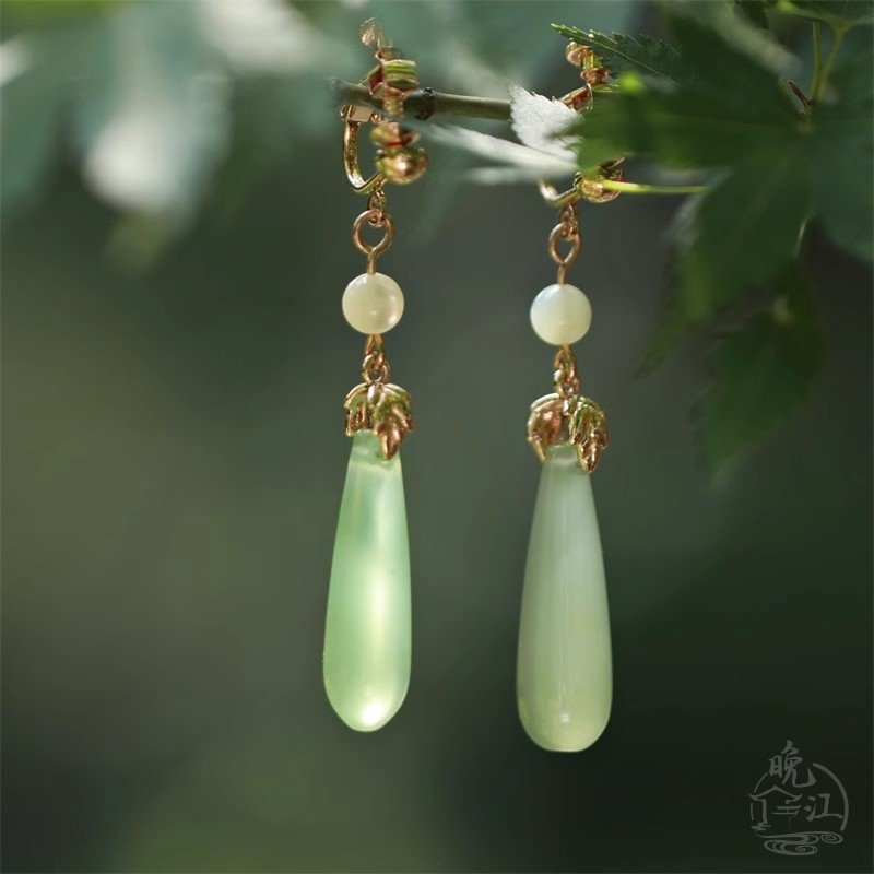 Hot-selling Qiancong New Chinese-style niche design ancient-style Hanfu, high-end ear clips, earrings and earrings, Chinese-style cheongsam for women pic 2