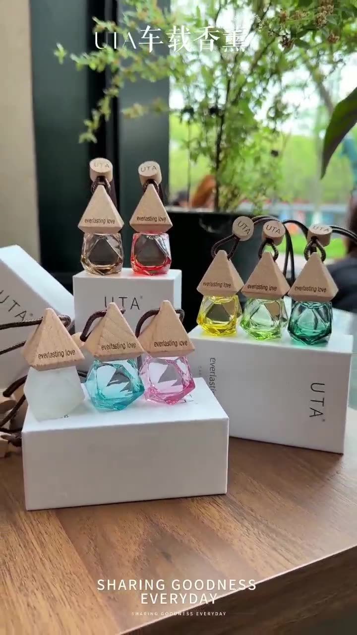 UTA车载挂件香薰纯植物精油萃取小众高级感精油香薰持久扩香详情1