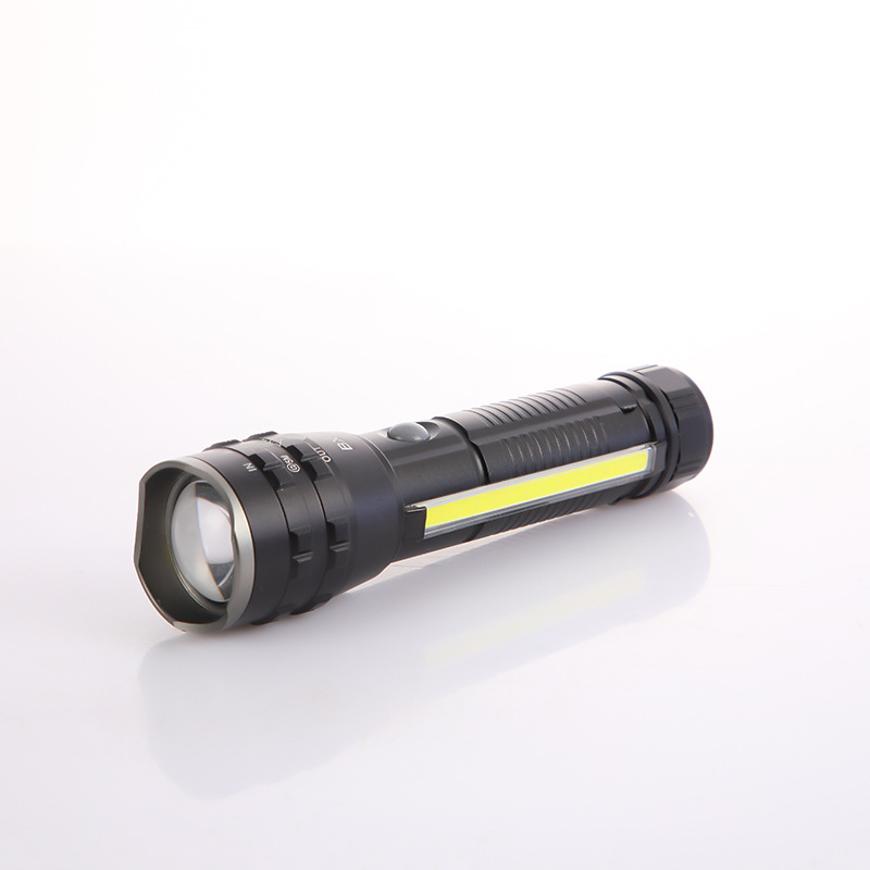新款户外白长续航充电铝合金防身露营巡逻应急手电筒详情4