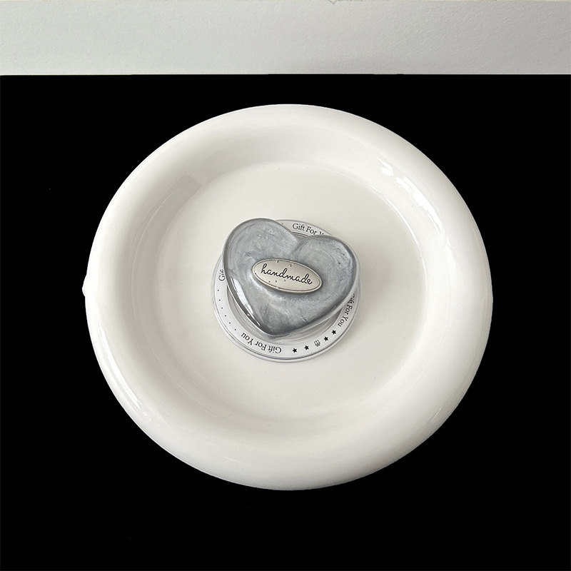 Colorful heart-shaped phone airbag stand, English light luxury ins style, high-end magnetic back sticker, desktop TV watching stand pic 20