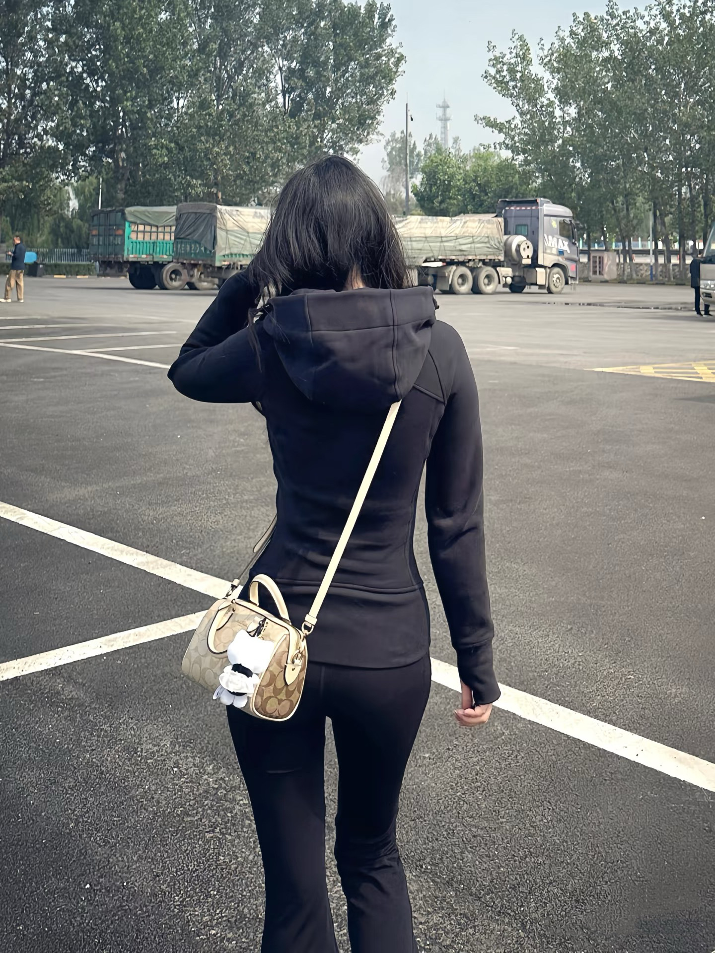 修身外套女款正肩卫衣秋冬季衣服连帽衫收腰紧身显瘦上衣2025新款详情15