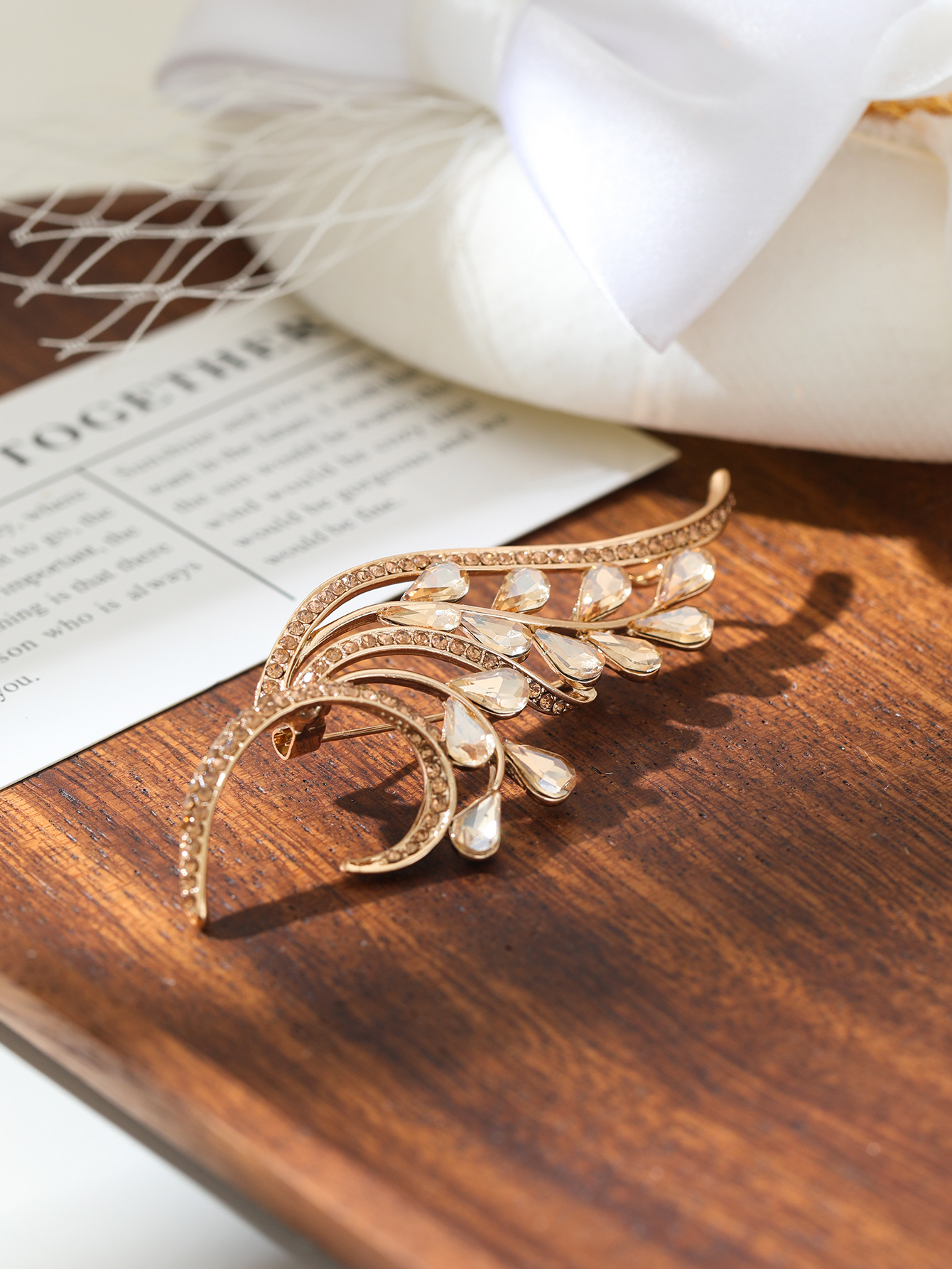 麦穗胸针优雅西装别针防走光胸花韩版水钻复古气质礼服外套领针详情8