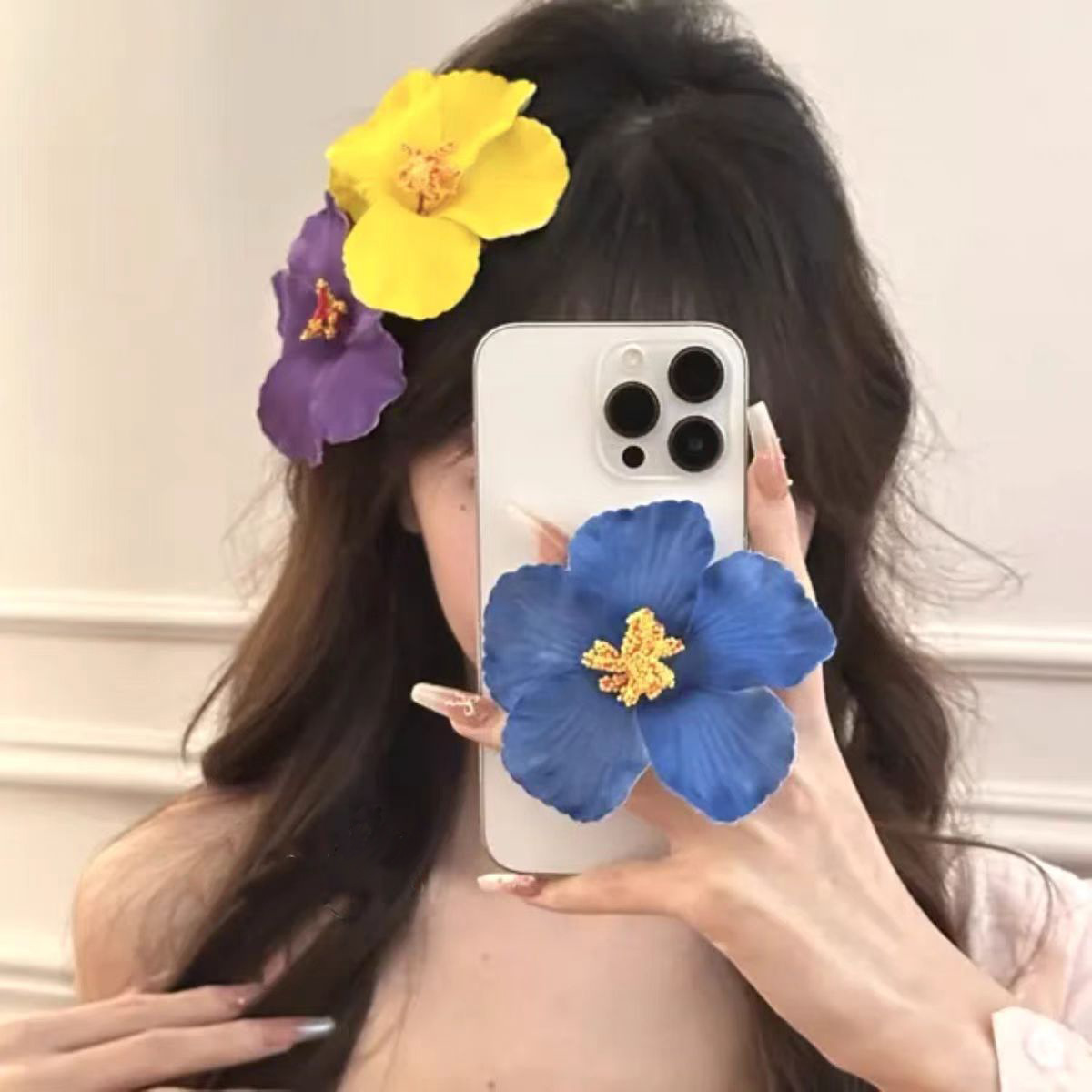 This trendy faux hibiscus flower hair clip exudes a high-end atmosphere. The side clip is a Bohemian hair band for a seaside vacation pic 7