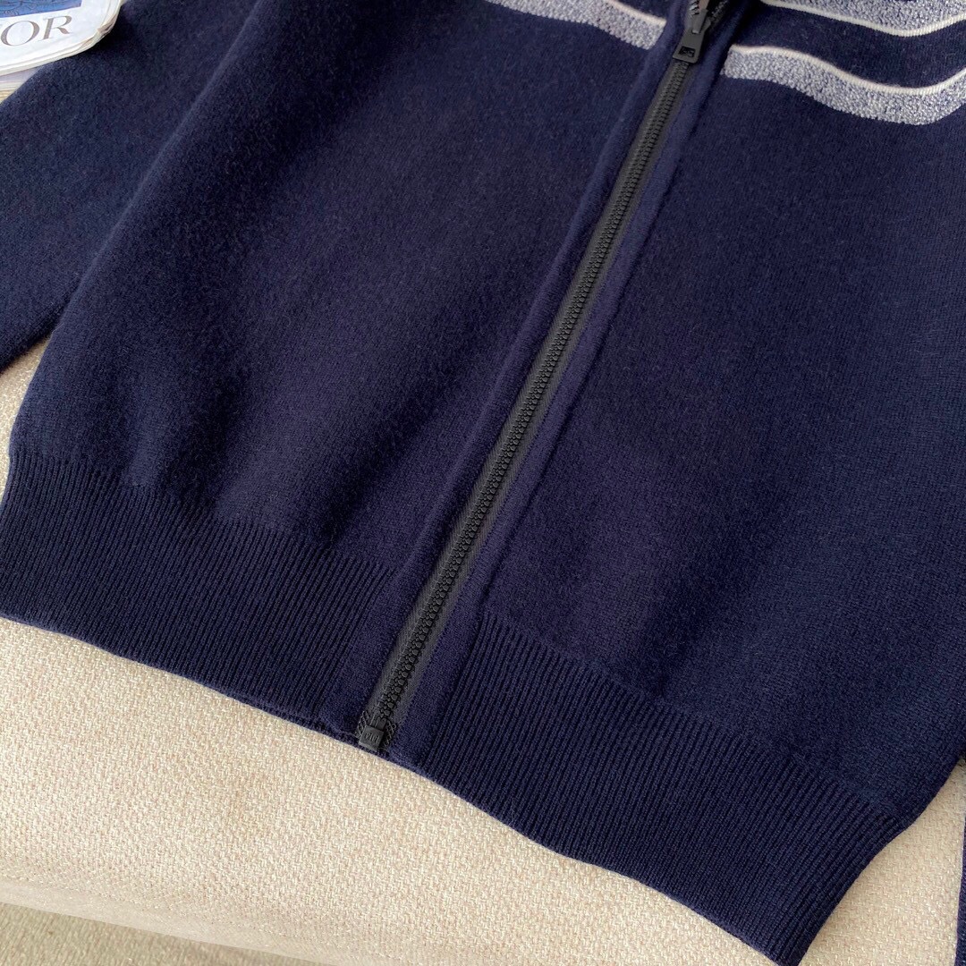 南油原单工厂私渠2024精品女装批发针织连帽拉链开衫外套男女通用详情11