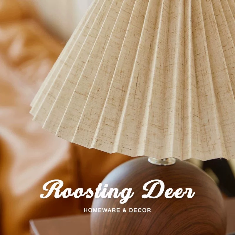 Pleated table lamp, ins Nordic ceramic bedside lamp, warm, romantic, simple, ins style, girlish, high-end and retro pic 4