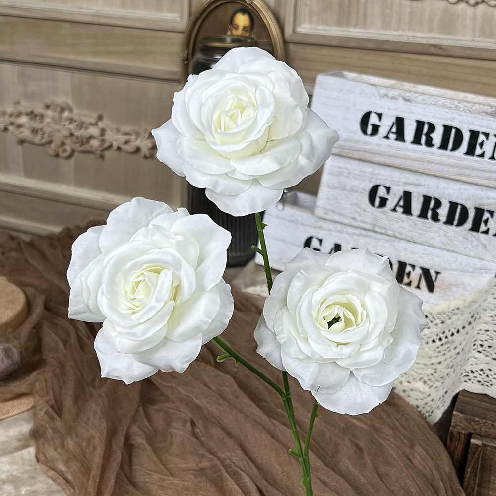 仿真钻石玫瑰假花人造花成品婚庆用花地排造景花高级感客厅插花束详情11