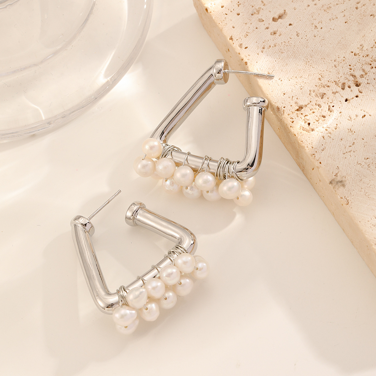 Nasha Cross-border Exclusive triangular freshwater pearl earrings, a niche, light luxury and high-end look, S925 silver needle earrings for women pic 8