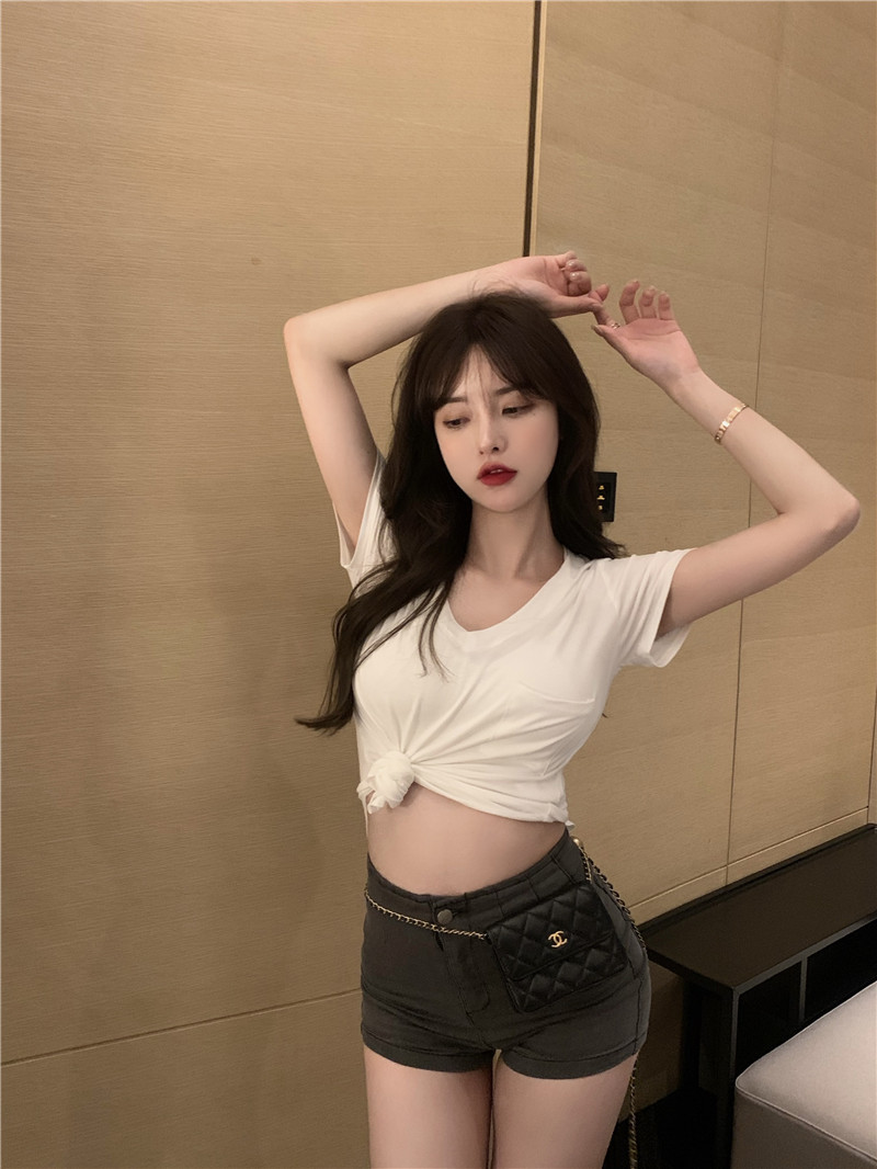 T恤女2024夏季新款v领设计感内搭打底衫不规则辣妹欲风短袖上衣详情16