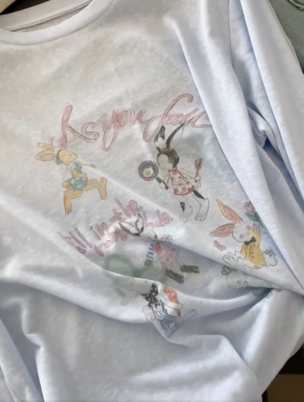 白色薄款微透印花长袖防晒罩衫T恤女爆款夏日绝美小上衣外贸批发详情37