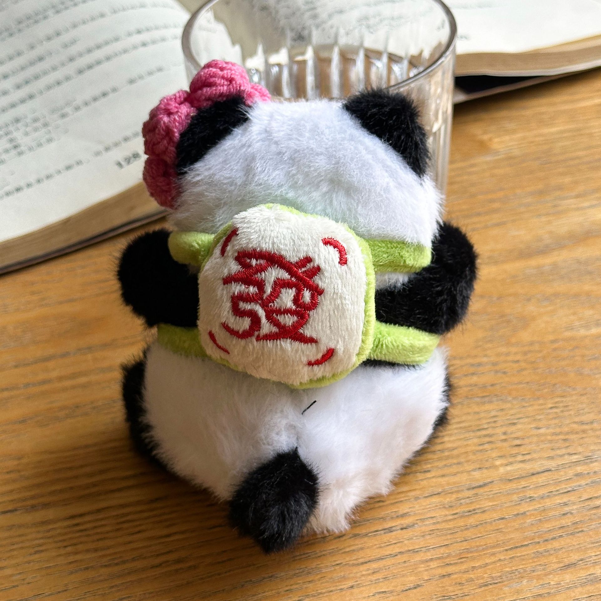 Cute giant panda plush toys, national treasure panda dolls, pendants, small ornaments, stuffed dolls, and tourist souvenirs pic 10