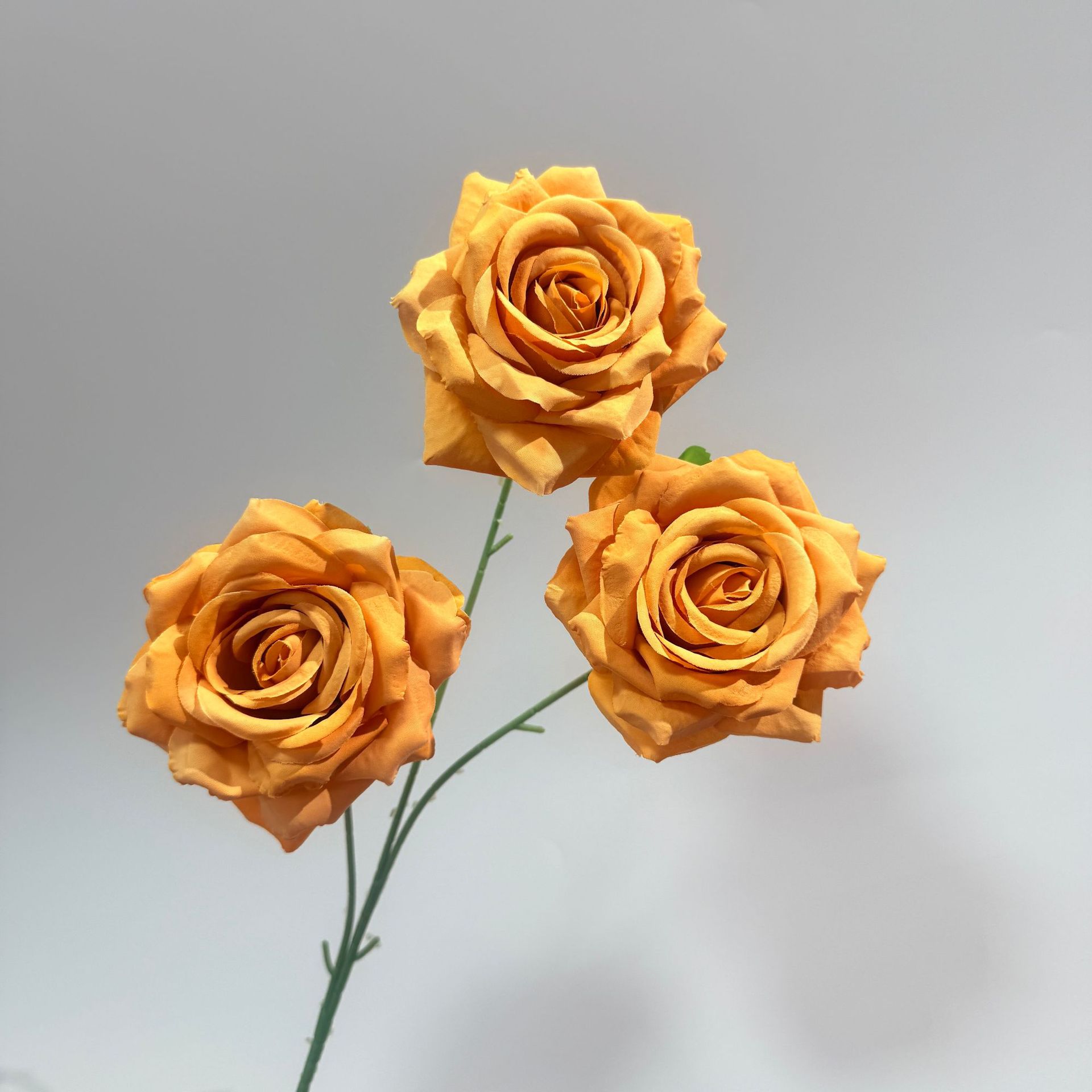 仿真花3头钻石玫瑰花婚庆装饰假花批发红色路引花材网红玫瑰瀑布详情20