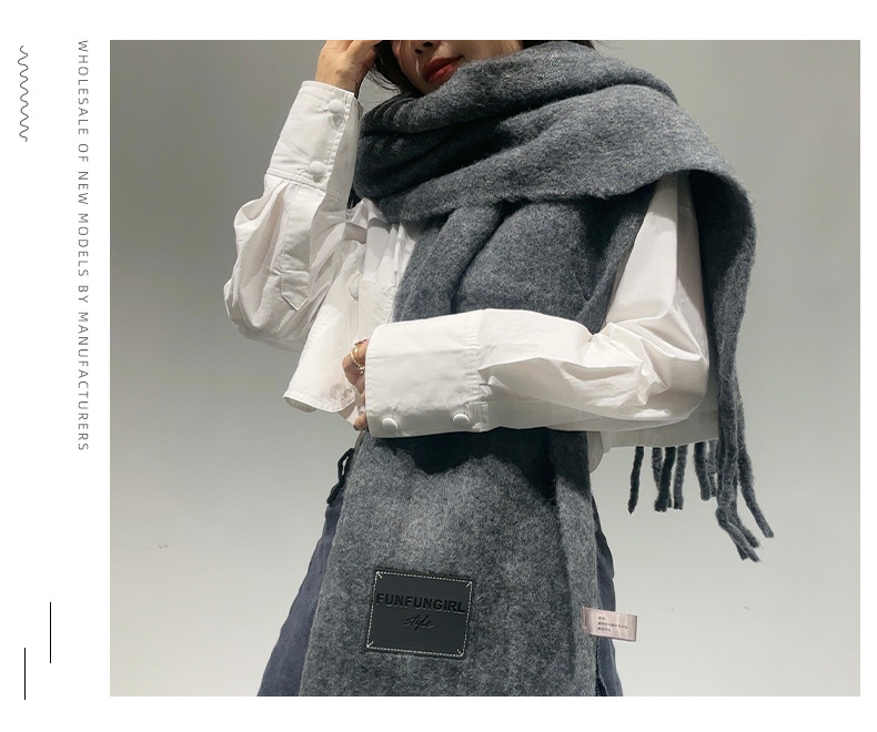 Autumn and winter Ankela Red Wool Scarf for women, new solid color thickened warm scarf, high-end, simple and versatile shawl pic 9