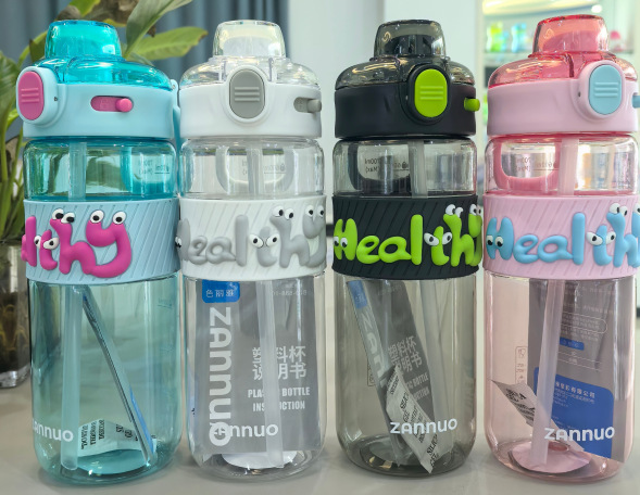 This is a popular online celebrity with a high level of appearance, featuring a contrasting color scheme, a bouncy lid, a straw cup, a summer student outdoor sports water cup, and a portable handle pic 2