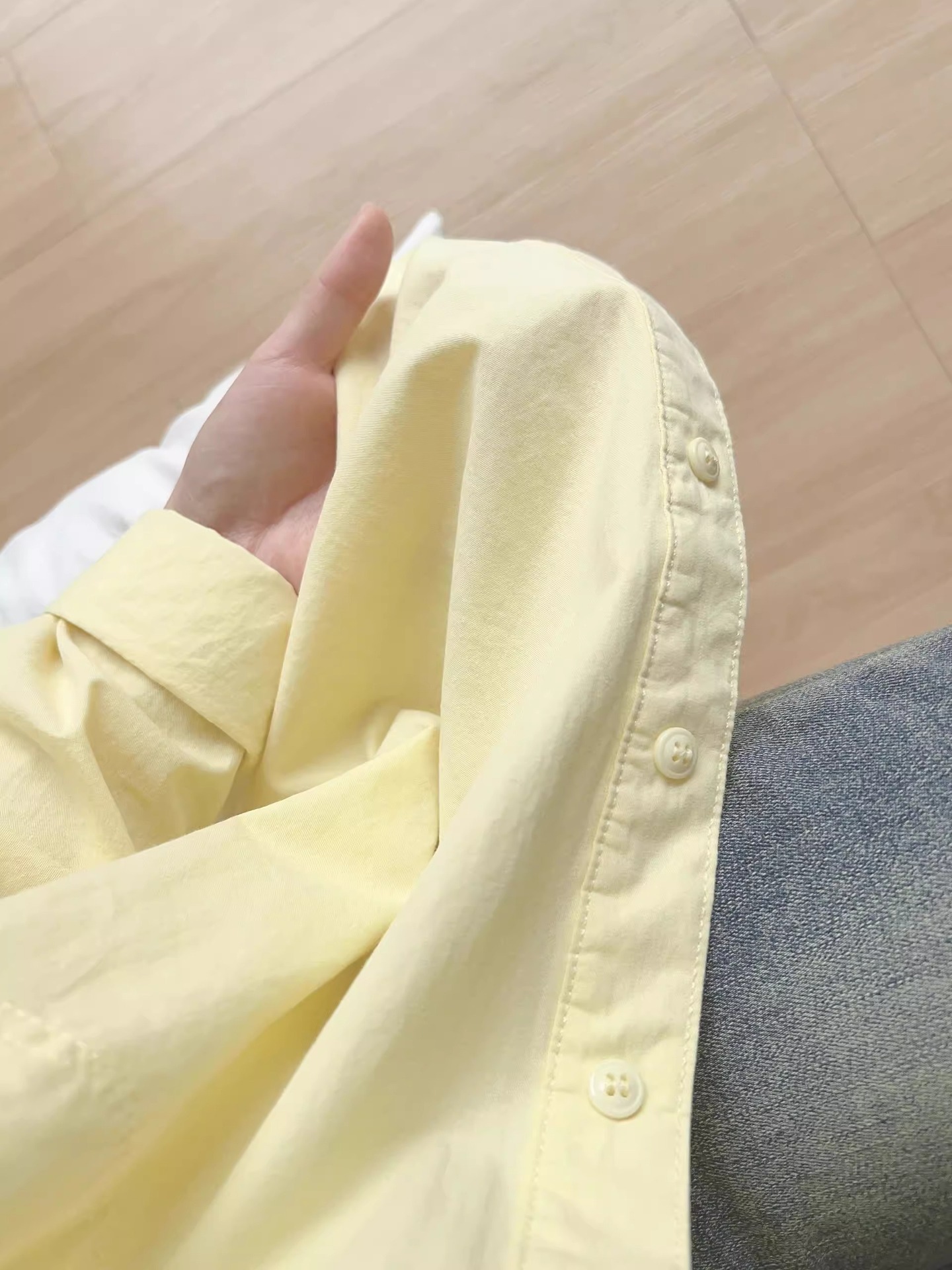 The 2025 new dopamine cream-colored pure cotton shirt is suitable for women to wear as a loose shirt coat in summer for sun protection pic 6