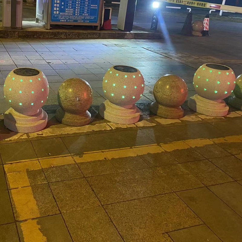 Solar energy luminous stone ball commercial Plaza Luminous vehicle barrier stone ball roadblock anti-collision mobile phone charging smart stone pier pic 4