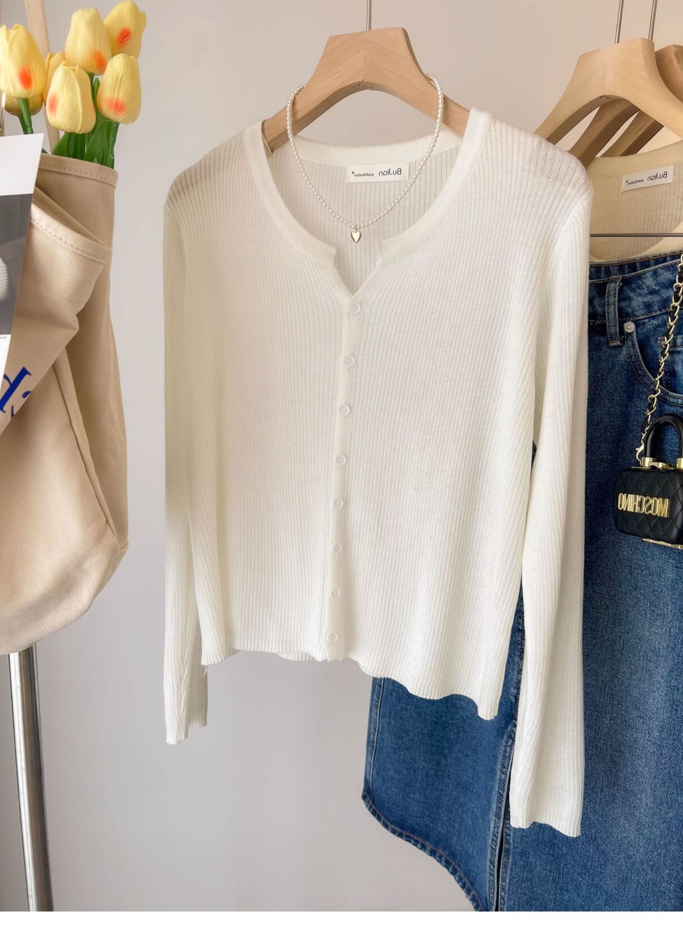 A short woolen cream-colored knitted coat for women, a long-sleeved cardigan for spring and autumn, and a chanel-style innerwear with a base layer pic 9