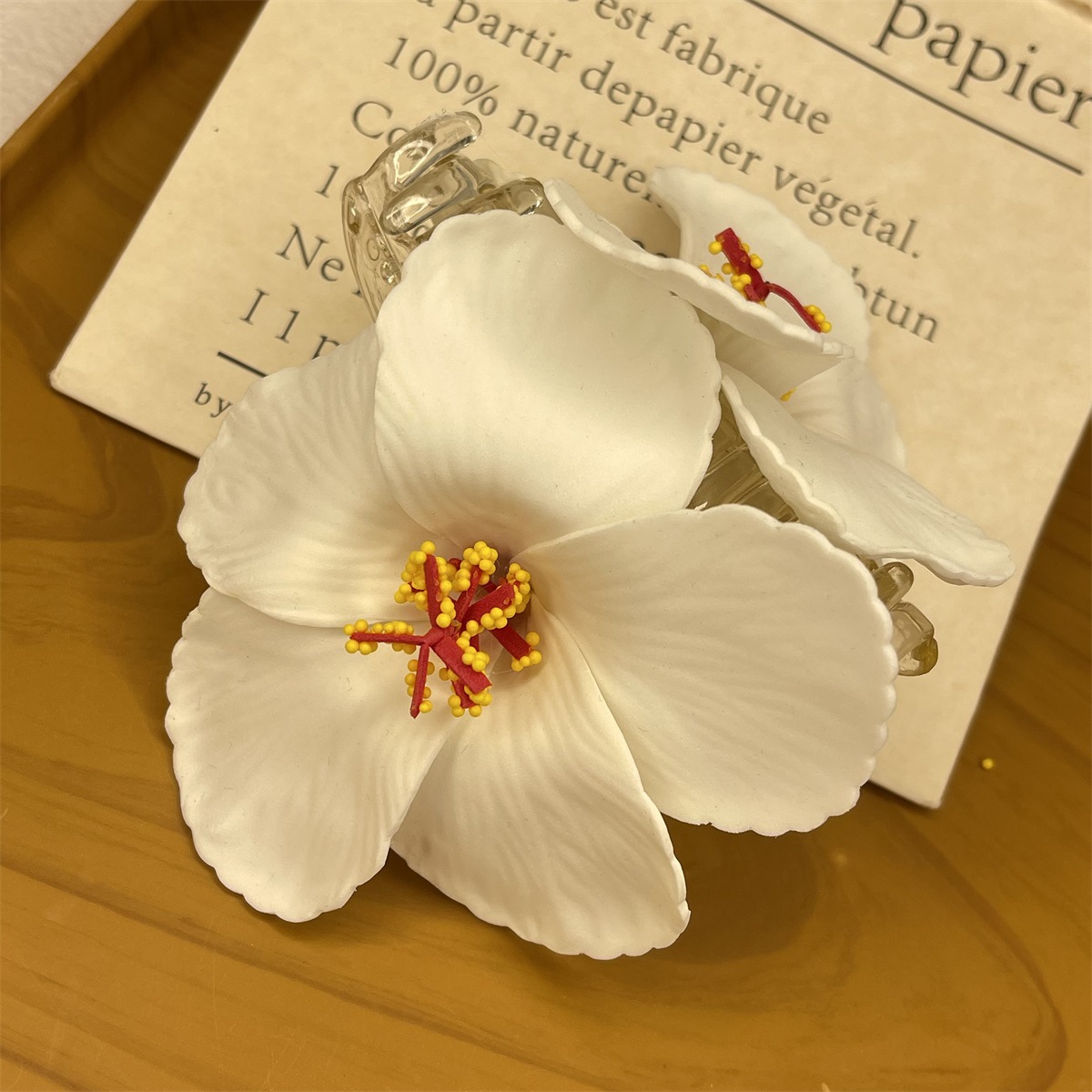 This trendy faux hibiscus flower hair clip exudes a high-end atmosphere. The side clip is a Bohemian hair band for a seaside vacation pic 40