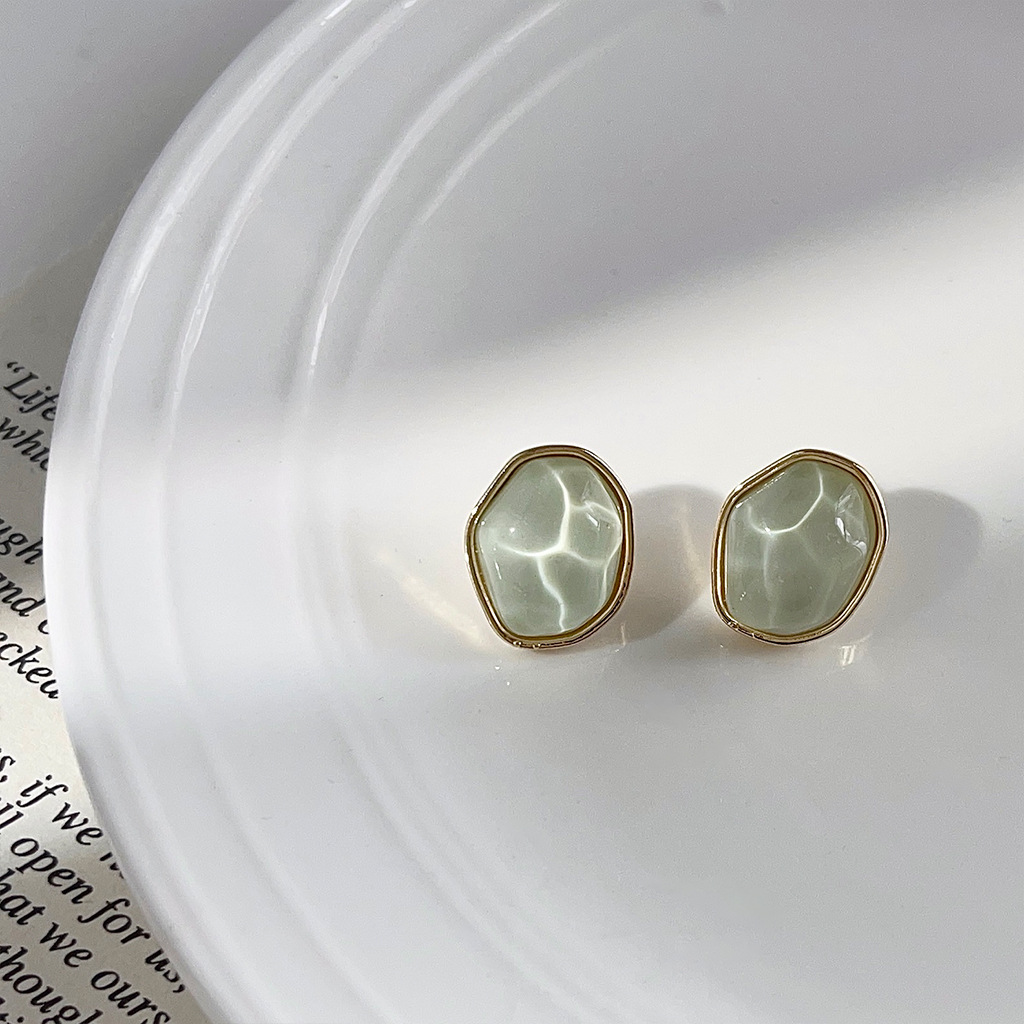Liangmu S925 Silver Needle 14K Hong Kong-style fashionable stud earrings, personalized irregular geometric earrings, asymmetrical earrings factory pic 8