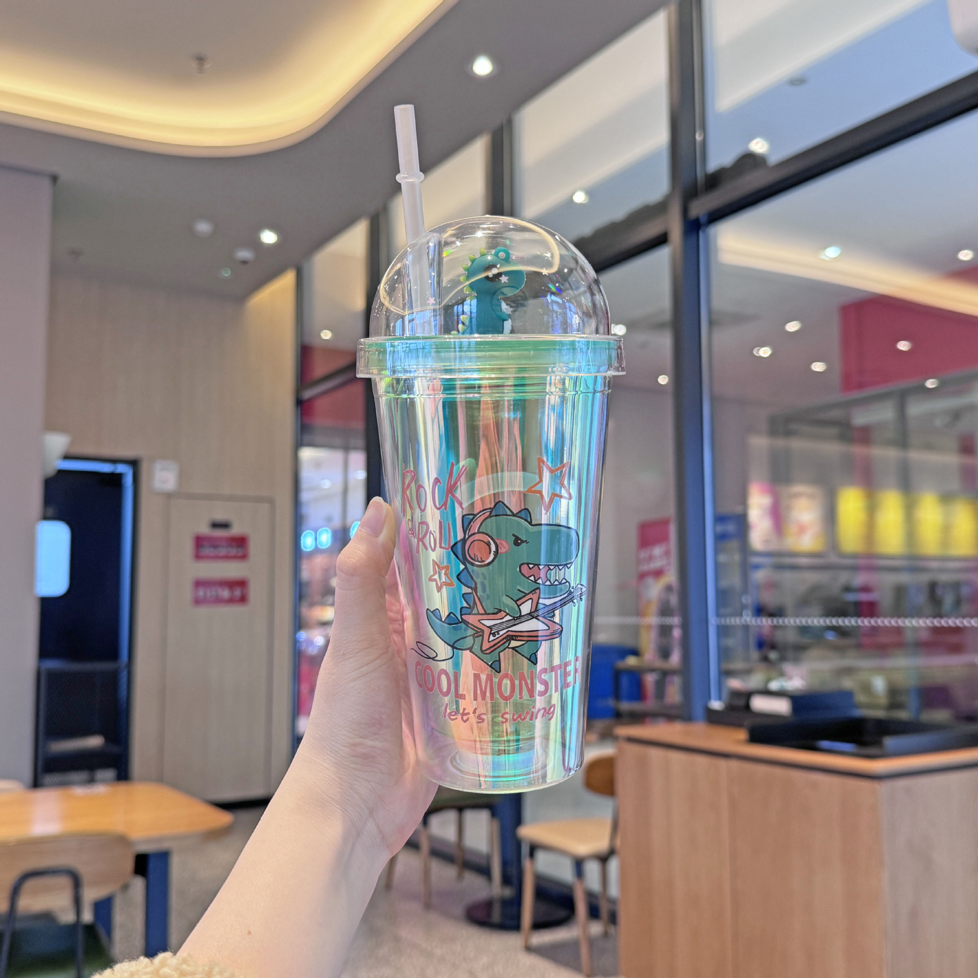 外贸新款双层塑料杯批发微景观奶茶吸管杯卡通恐龙镭射冰裂碎冰杯详情11