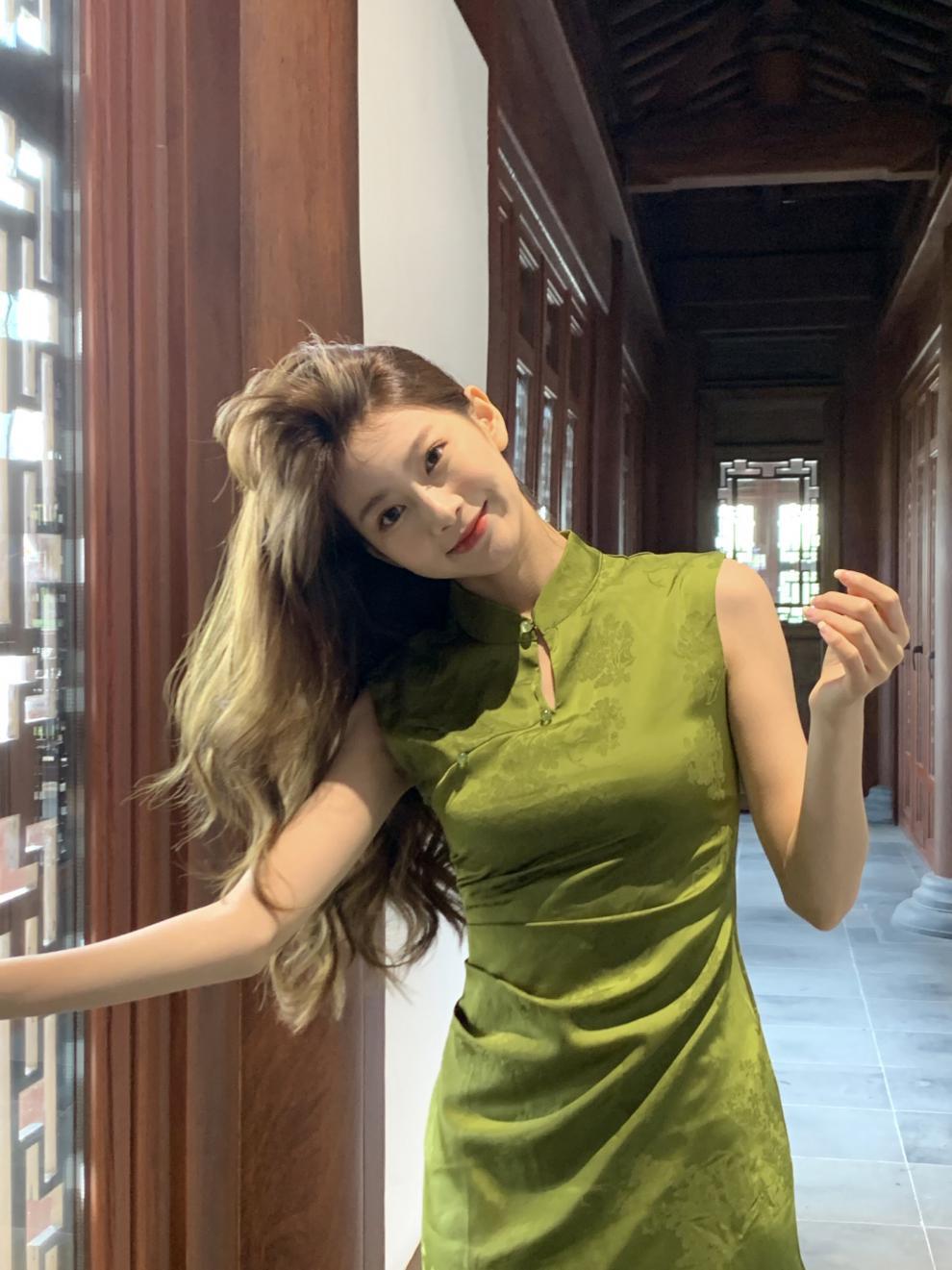 伊茉夏怜语~新中式高端女装连衣裙2024夏季高级感改良女装旗袍裙详情16