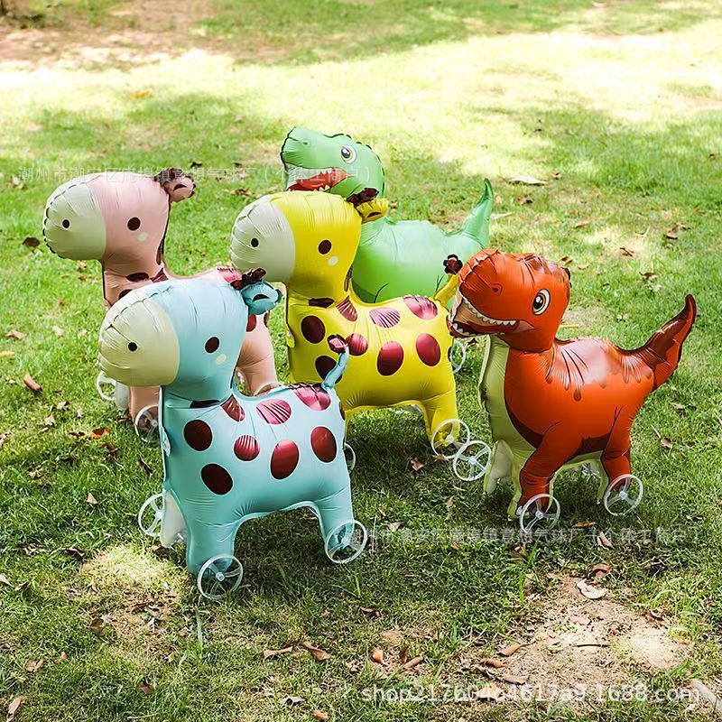 走路带轮子气球动物立体气球狗儿童生日装饰场景布置户外摆摊卡通详情3