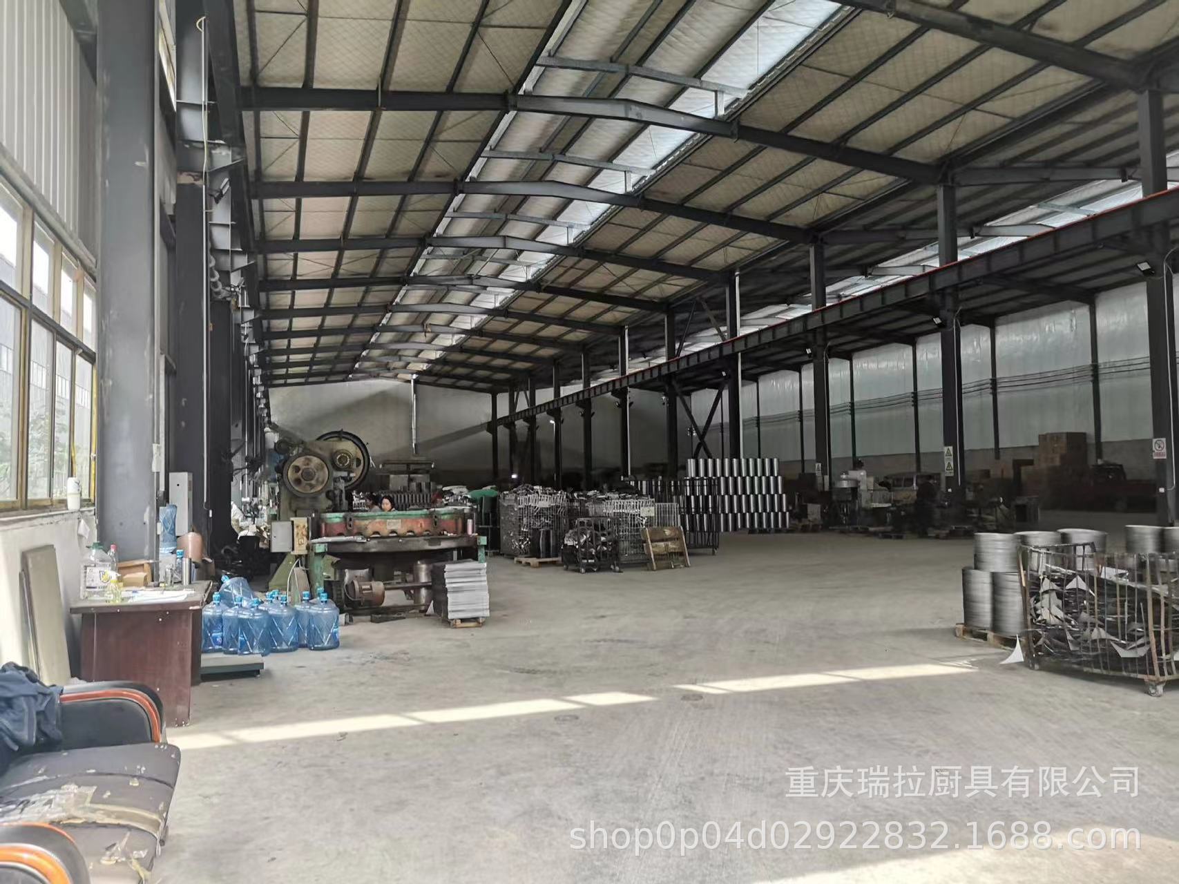 烤蓝老式铁锅无涂层圆底锅具煤气灶开锅熟铁锅榉木不粘锅炒菜铁锅详情9