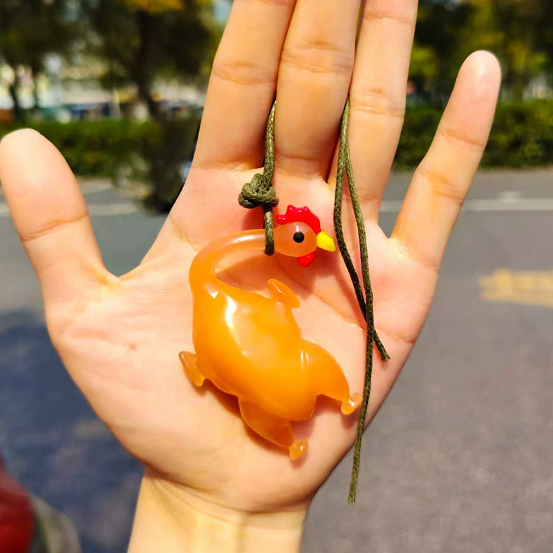 车载变色烤鸡挂件紫外线感温变色钥匙扣车内装饰品摆件创意挂饰萌详情1