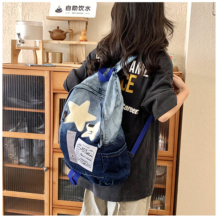 The new color-block soft backpack with pleated material, waterproof outdoor hiking bag, casual sports bag and student schoolbag trend pic 9
