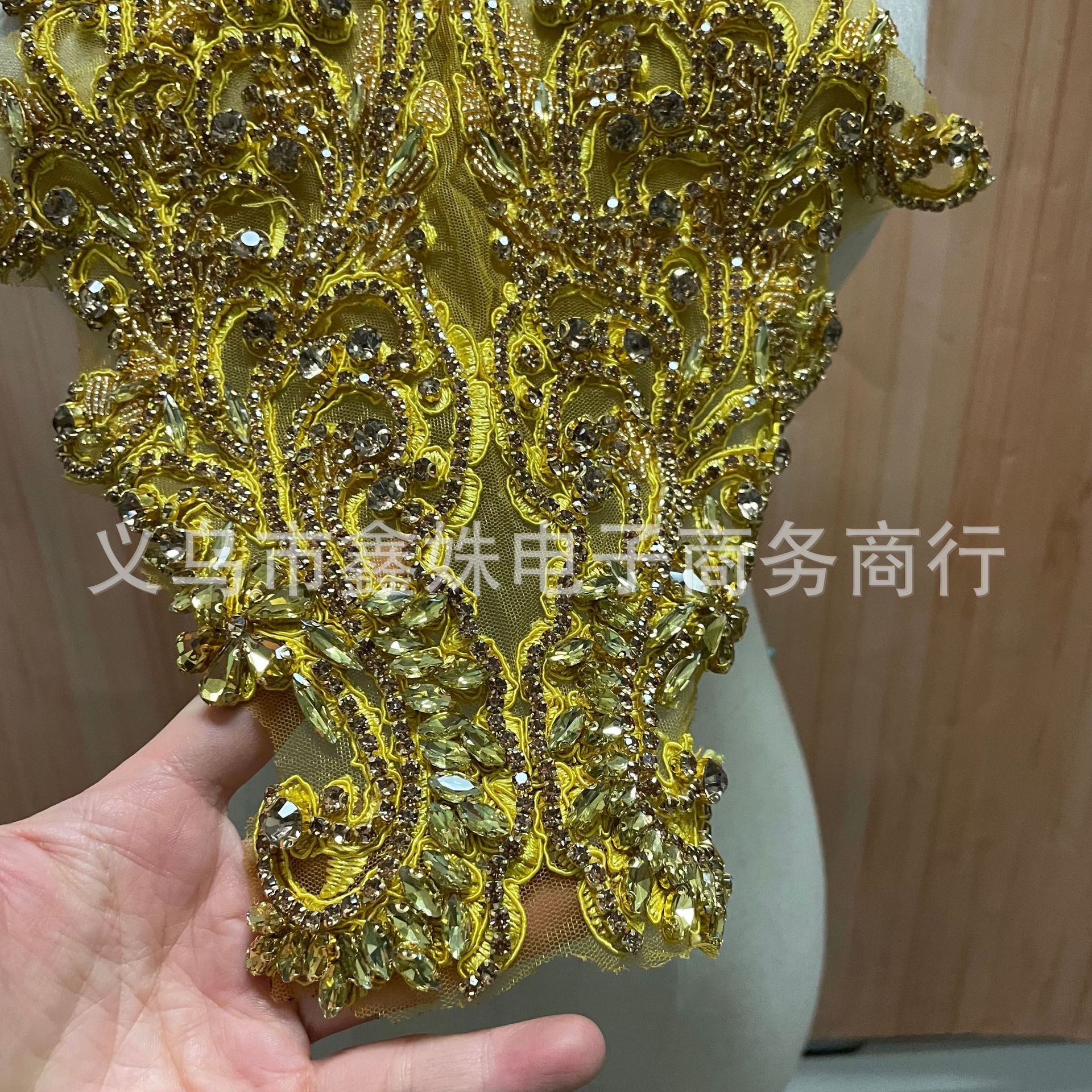 金色贴花手工钉珠婚纱礼服装饰蕾丝贴花详情10