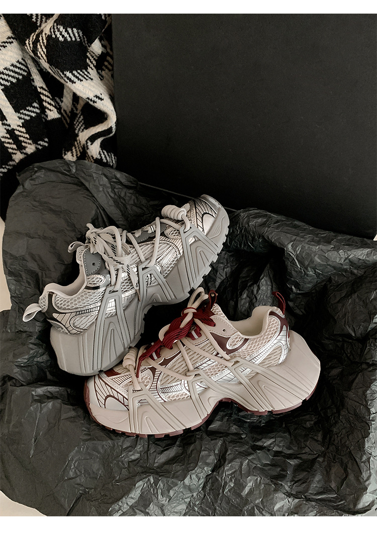 葡萄妈同款 画报女孩 时髦双鞋带网面拼接厚底增高老爹鞋女真皮详情63