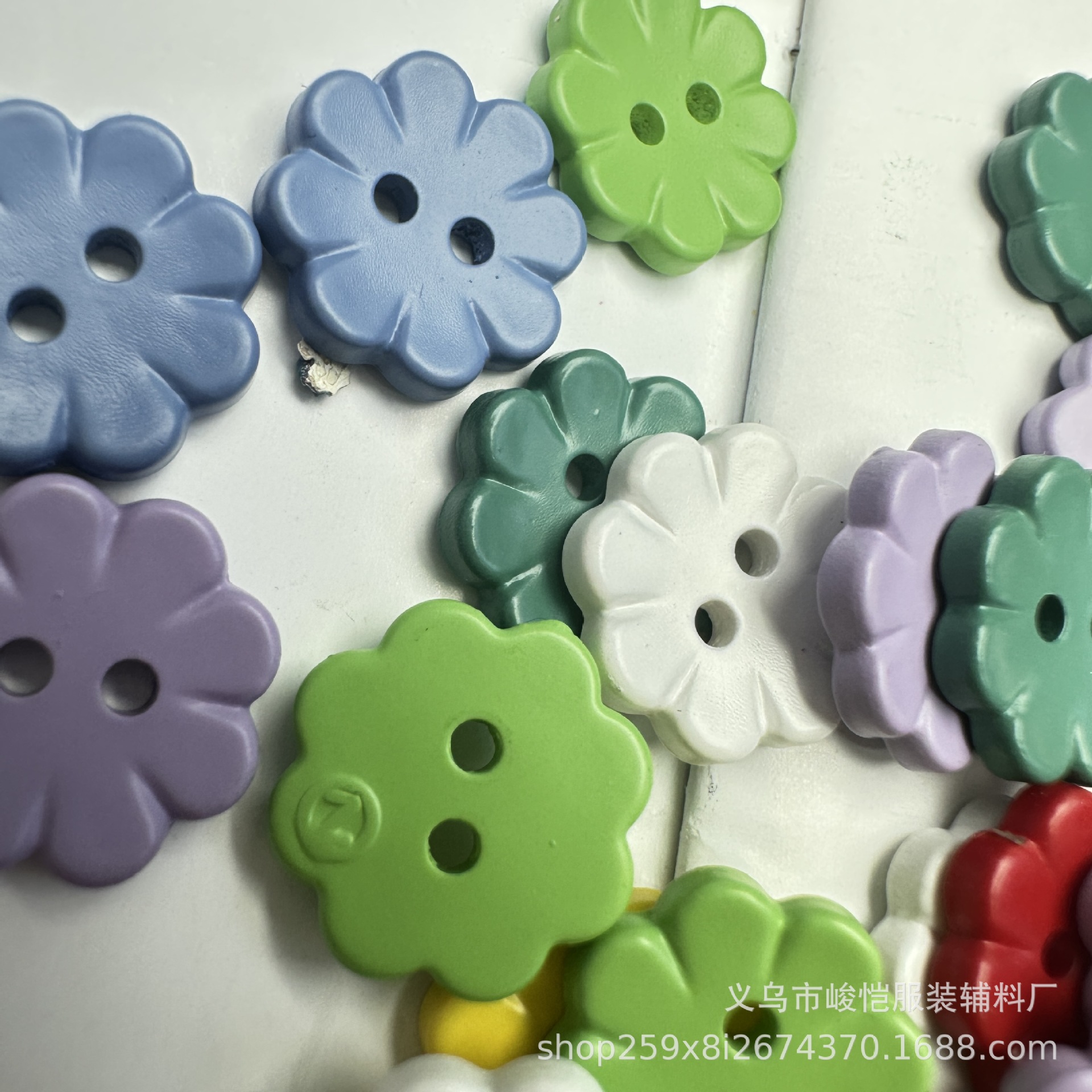 『六叶小花』多巴胺彩色小花纽扣手作diy发圈手账服装辅料装饰扣详情2