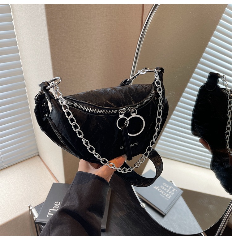 小众潮流设计饺子包新款百搭质感马鞍单肩包潮搭斜挎包都市风女包详情17
