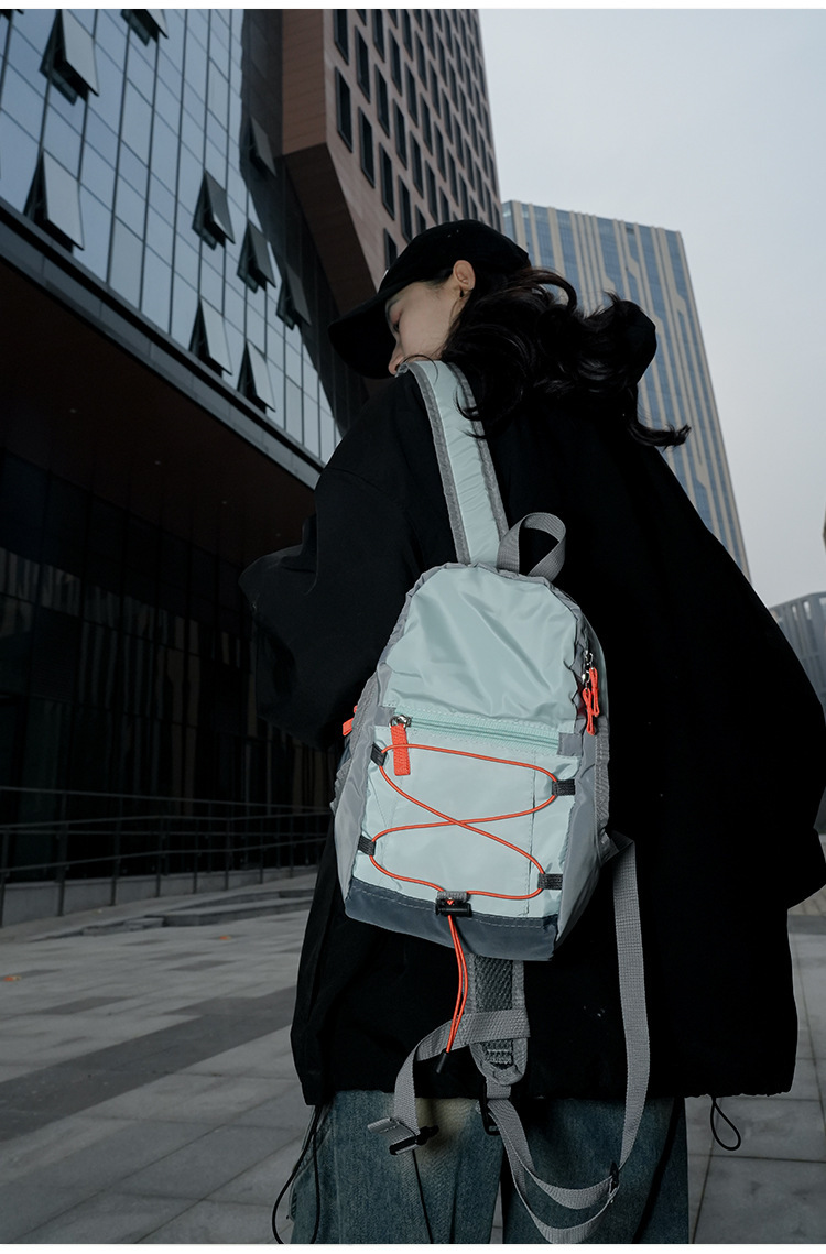户外双肩包抽绳迷你休闲包轻便百搭旅行登山包女轻便旅游小背包详情25