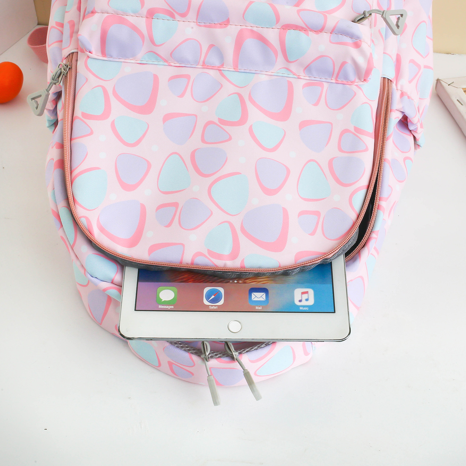 Wholesale of lightweight schoolbags for girls in primary and secondary schools, large-capacity bags for students in grades 3 to 6 on campus, and backpacks for girls pic 21