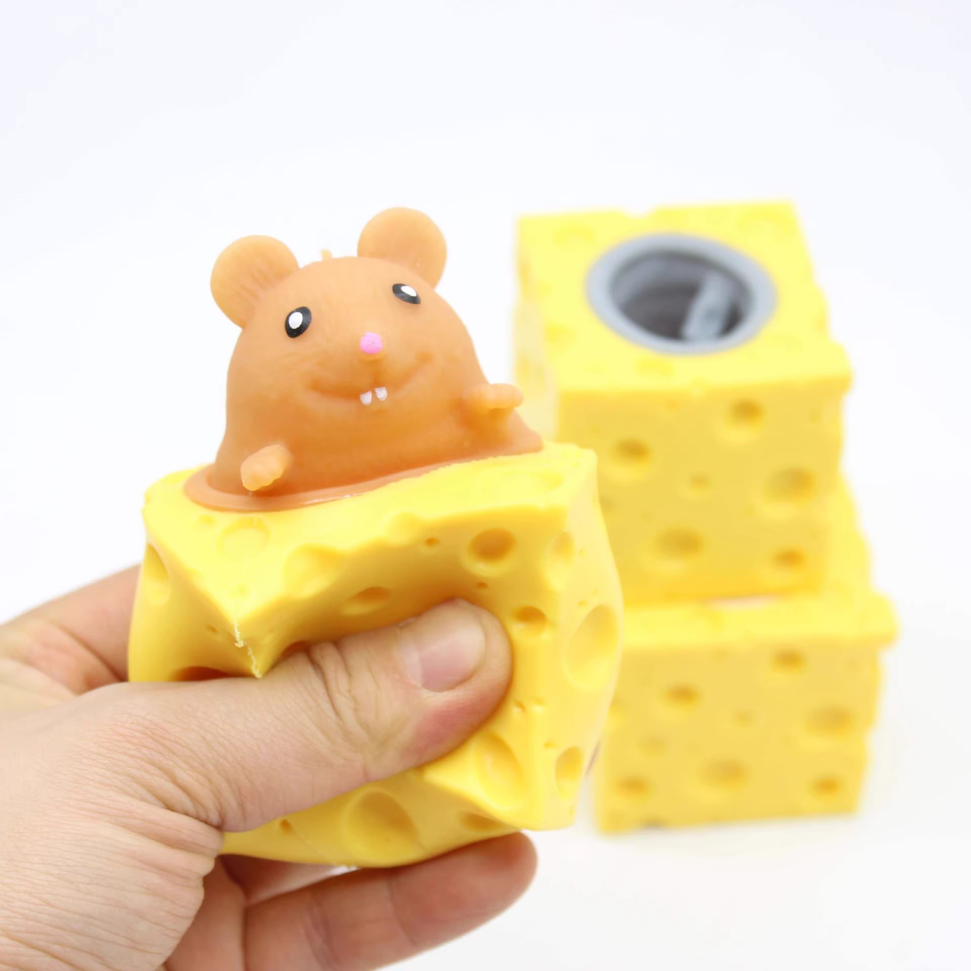 Creative prank, stress-relieving, cute cheese mouse cup, pinching fun, squeezing and venting, funny squirrel Cup, stress-relieving little toys pic 7