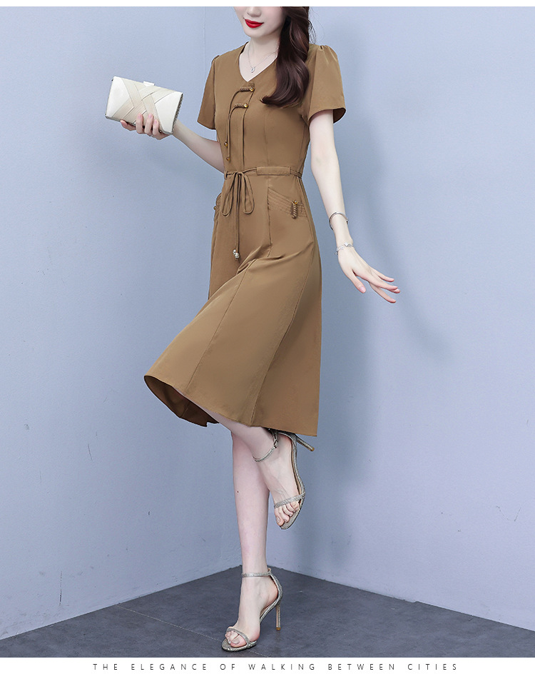 新中式V领连衣裙女2024夏季新款气质中长款收腰显瘦中年妈妈裙子详情31