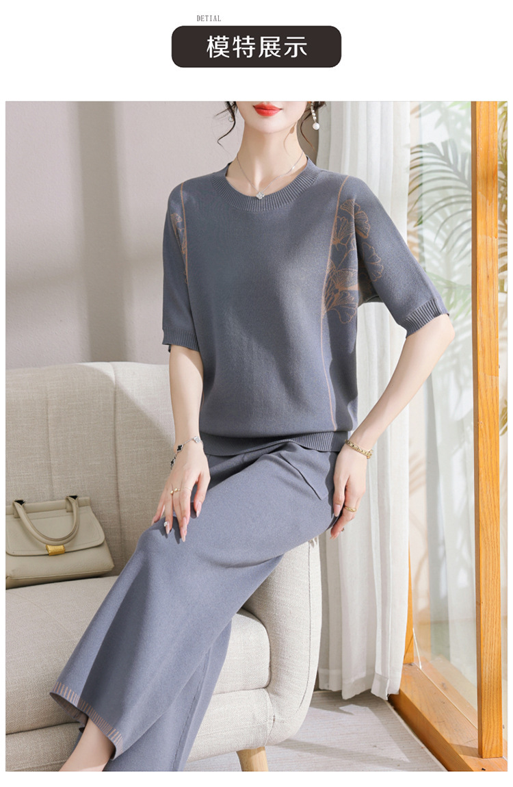 Mom Spring Set 2025 New Style Fashionable and Stylish ice Silk clothes for middle-aged and Elderly women, two-piece early spring set for 50 years old pic 10