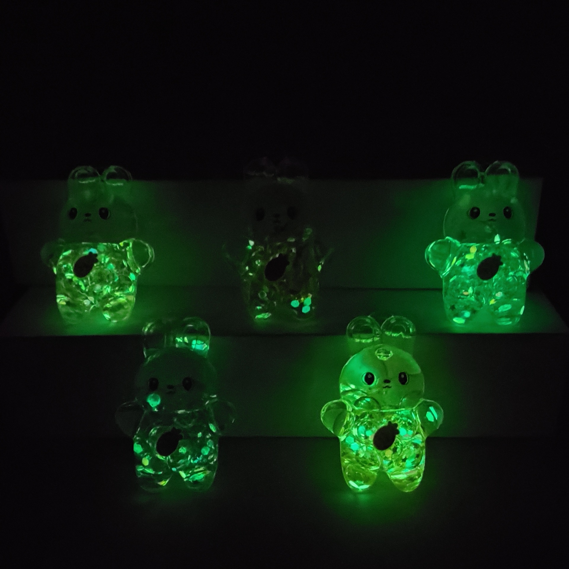 创意亚克力入油流沙瓶夜光泡泡珠兔子钥匙扣汽车配饰桌面摆件饰品详情2