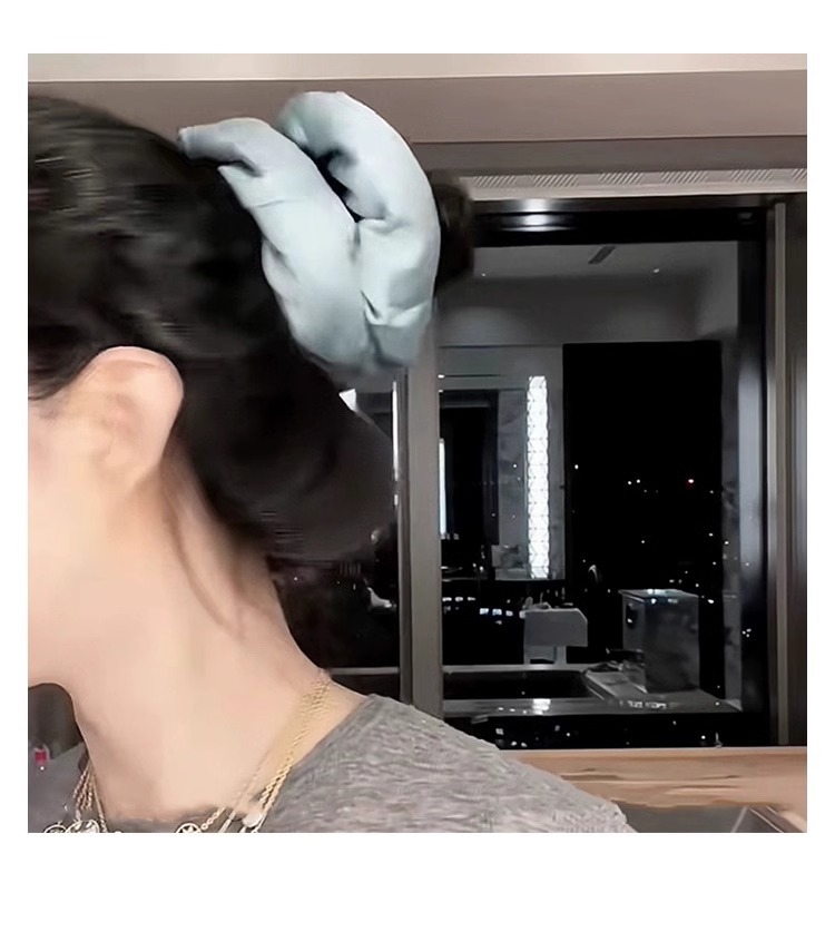 高级感枕头大肠发圈女网红超大号睡眠神器头绳丸子头发绳卷发头饰详情21