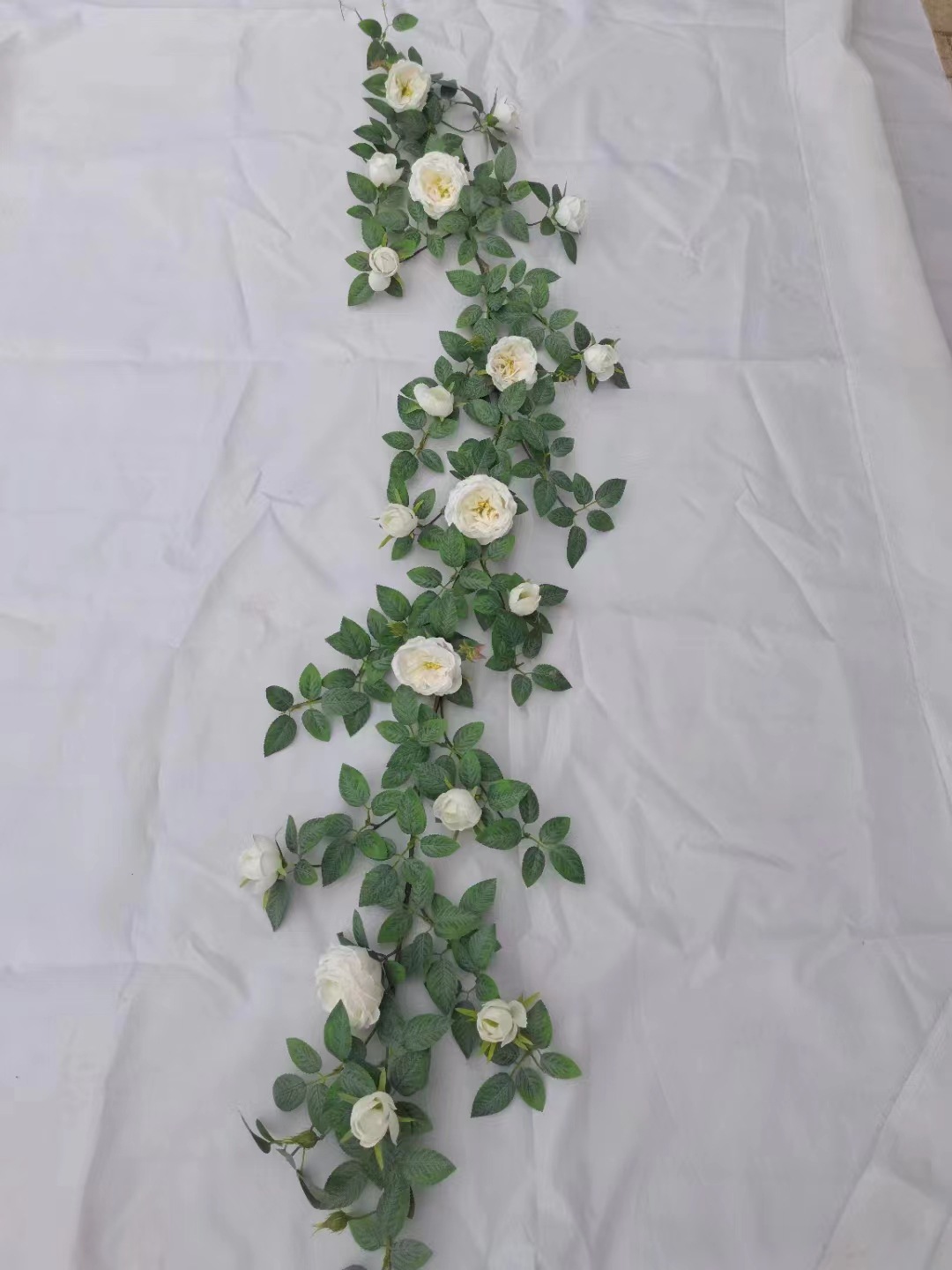 Wholesale of artificial rattan flower branches, plant flowers, vines, artificial flowers, atmosphere decoration items, plant leaves, ceiling decoration, and green plants pic 10