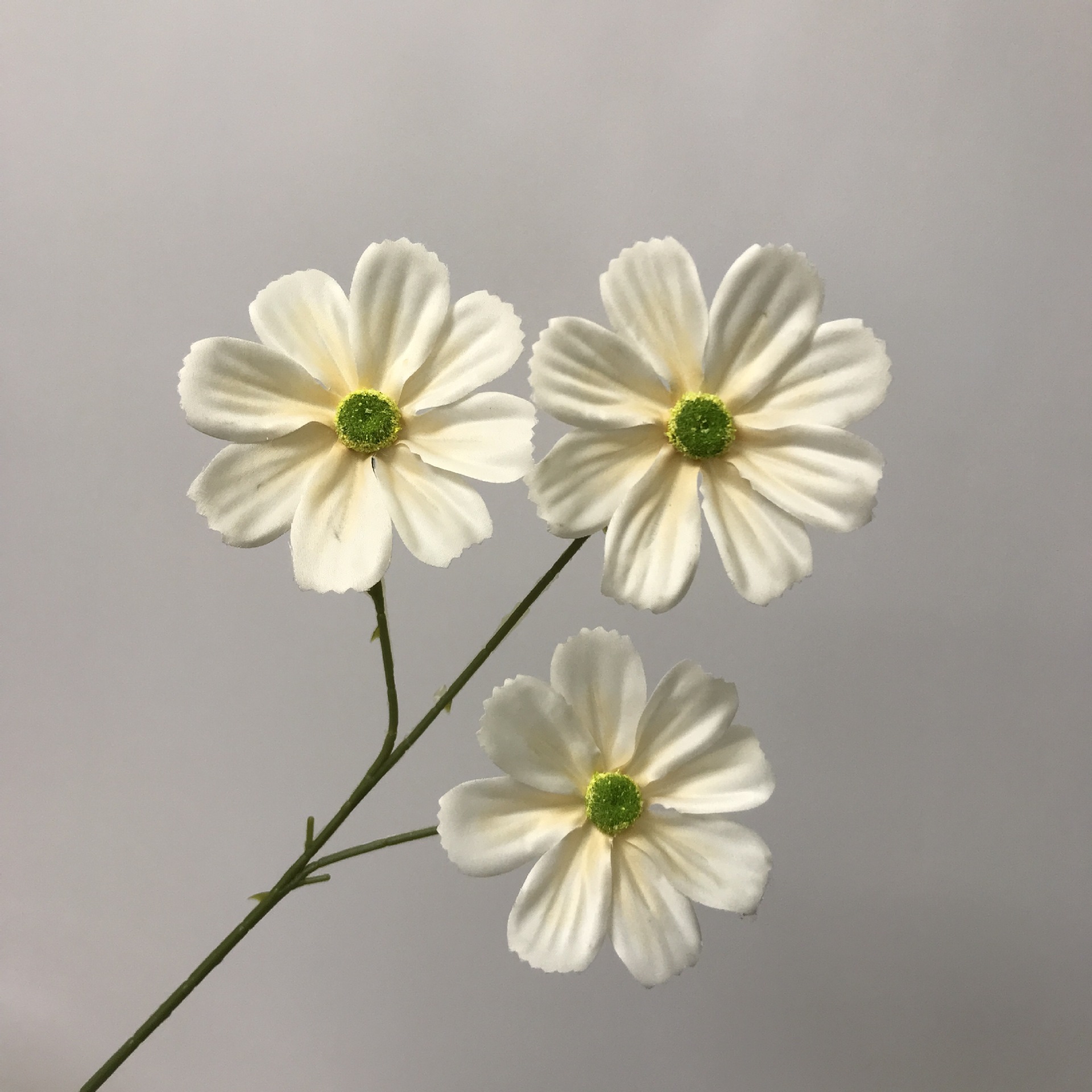 高级感逼真三头格桑花太阳花婚庆仿真花婚礼吊顶路引花地排花假花详情13