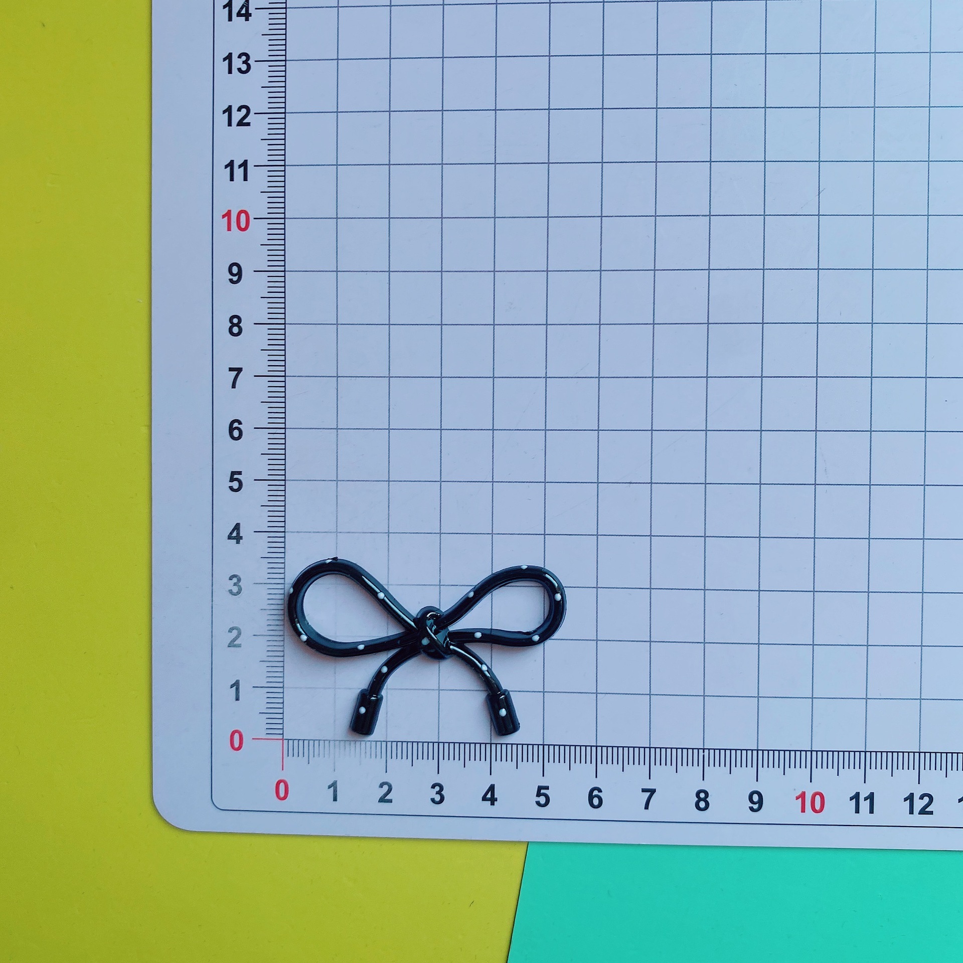 Polka dot hollowed-out bow five-pointed star accessories, diy phone case decoration, crocs, headwear, wholesale bags pic 10