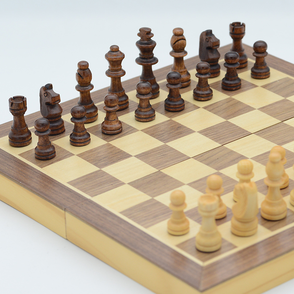 二合一木制国际象棋跳棋磁性折叠便携益智棋牌休闲娱乐传统桌游详情4