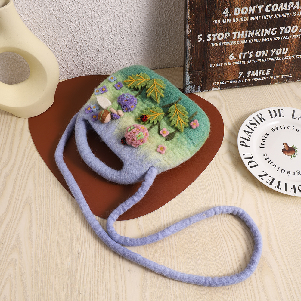 可爱花花斜挎包 尼泊尔手工羊毛毡包包精致立体动物重工毛毡包批详情7