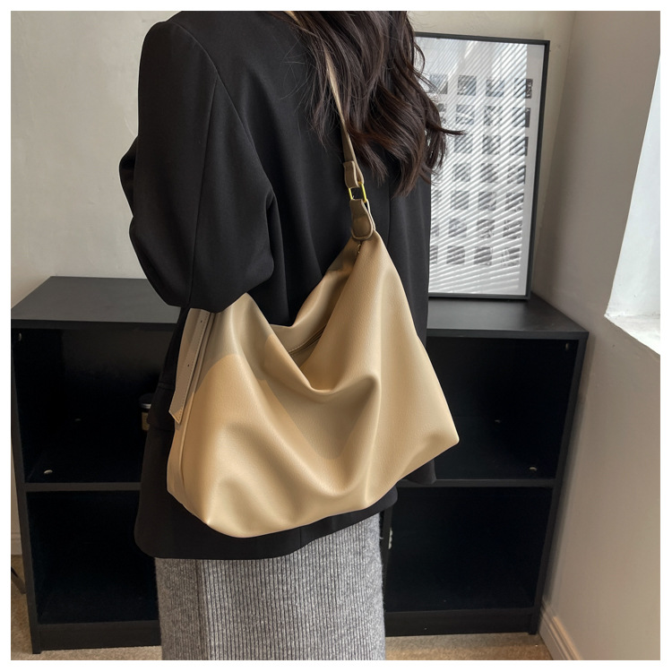 2025新款女包大容量包包斜跨单肩包包学生上课复古时尚单肩托特包详情30