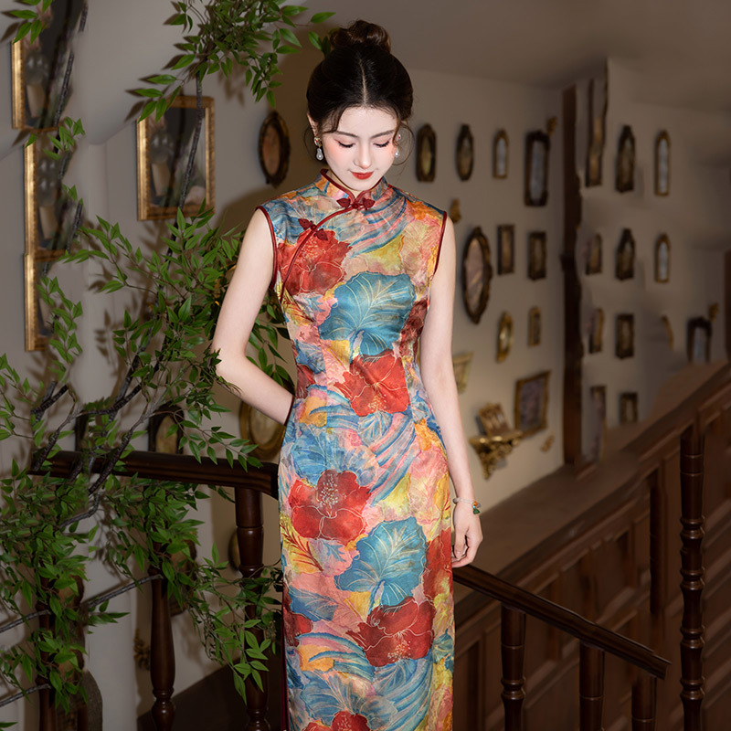 A new Chinese-style Suzhou long cheongsam with a traditional Chinese style and a style of the Republic of China era, improved for young women with a high-end feel, summer with a fragrant cloud gauze pic 5