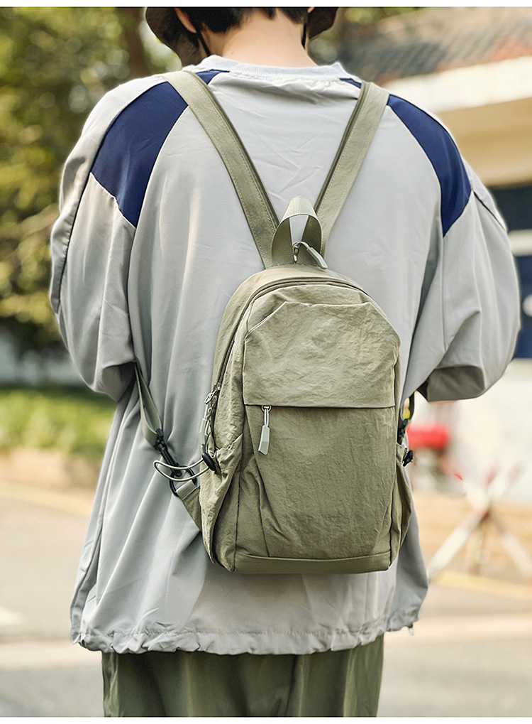 新款多功能防泼水双肩胸包男女轻便出游小背包男士户外登山斜挎包详情19