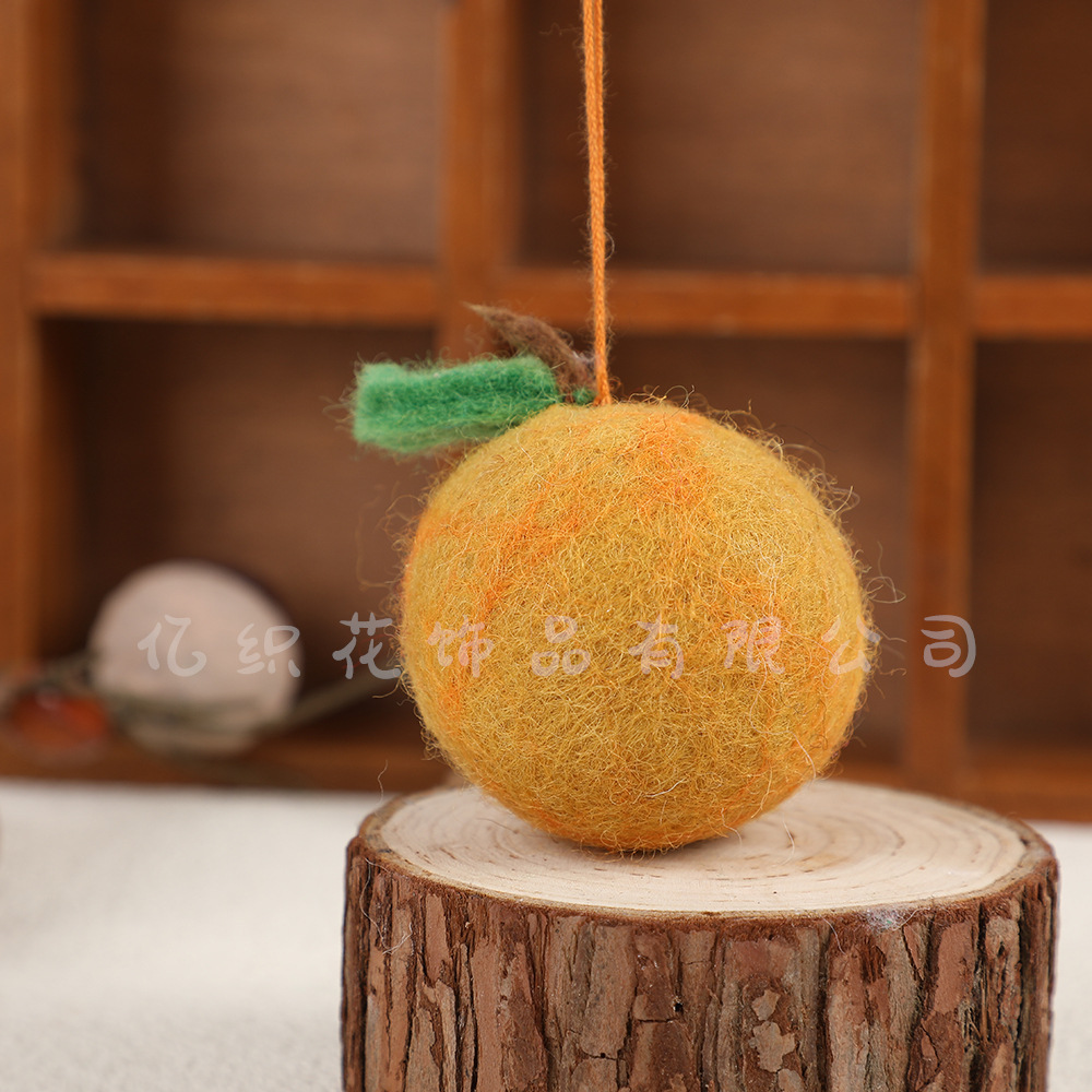 尼泊尔手工羊毛毡成品蔬菜水果面包挂饰萝卜钥匙包挂饰品挂件配饰详情8